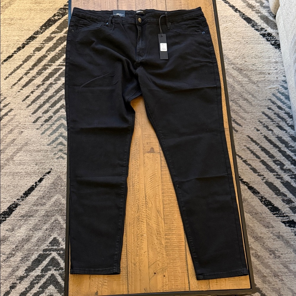 NWT Nova Men Black Jeans - Size 42